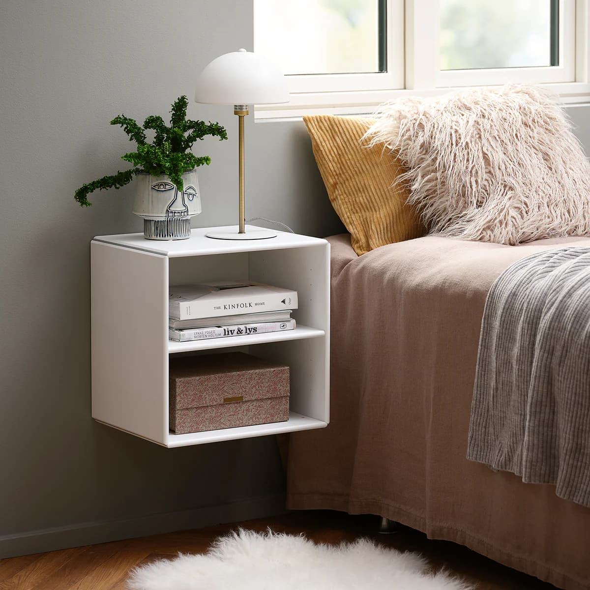 Charlotte veggreol - hvid